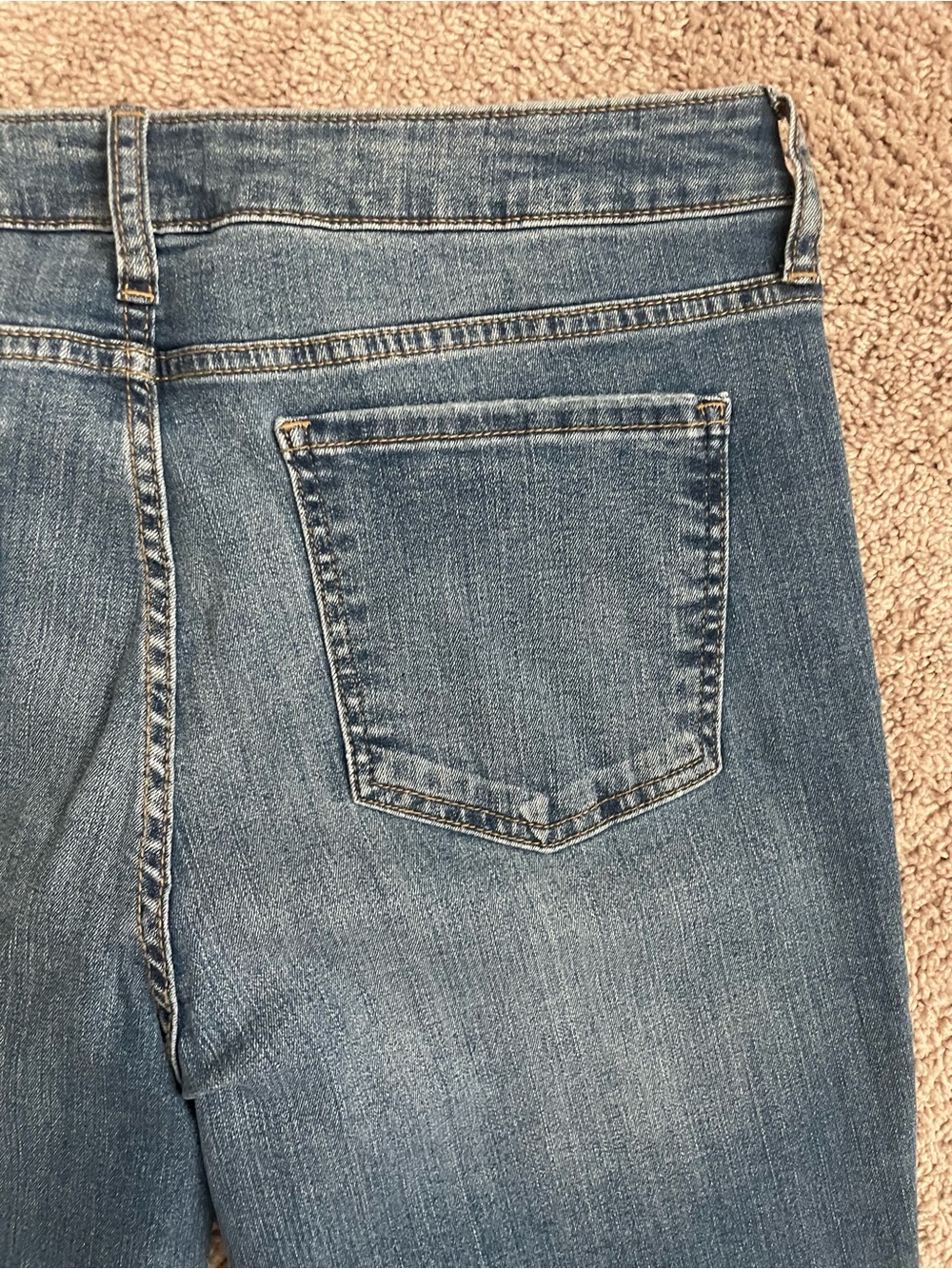 NWT KUT Catherine Boyfriend Straight-Leg Medium Wash Jeans Women Size 14 - Picture 7 of 10